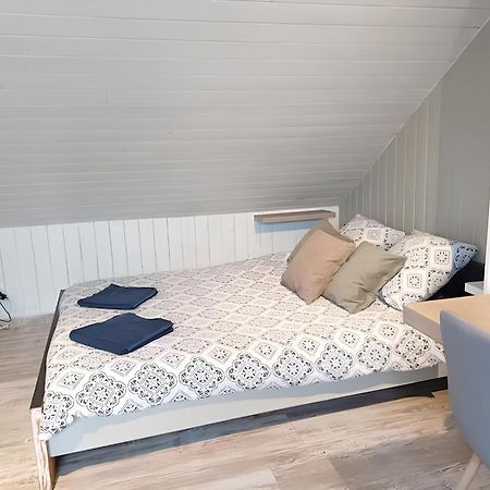 Apartament Studio Miraumont, Stationnement Gratuit, 5Min Gare Amiens Zewnętrze zdjęcie